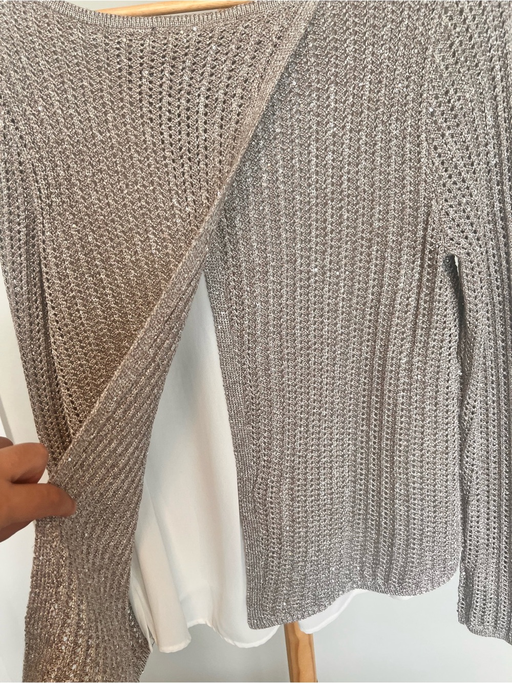 White House Black Market Knit Layered Hem sparkly Women's Sweater - Light Gray M - Picture 6 of 10